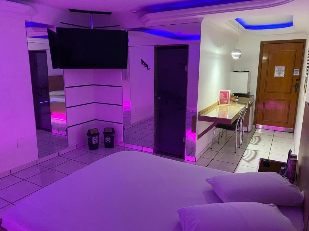 Motel 2000 Guarulhos Phòng bức ảnh