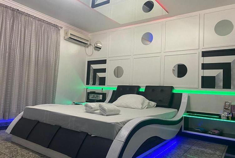 Motel 2000 Guarulhos Phòng bức ảnh