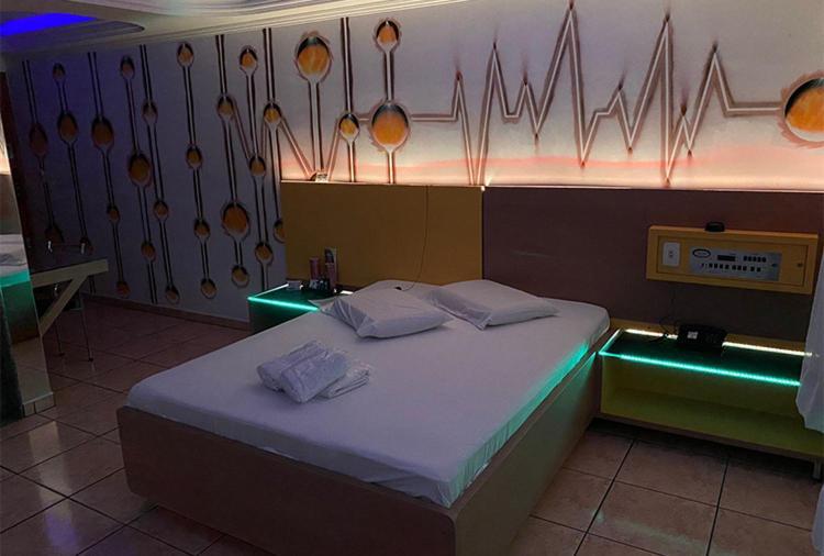 Motel 2000 Guarulhos Phòng bức ảnh