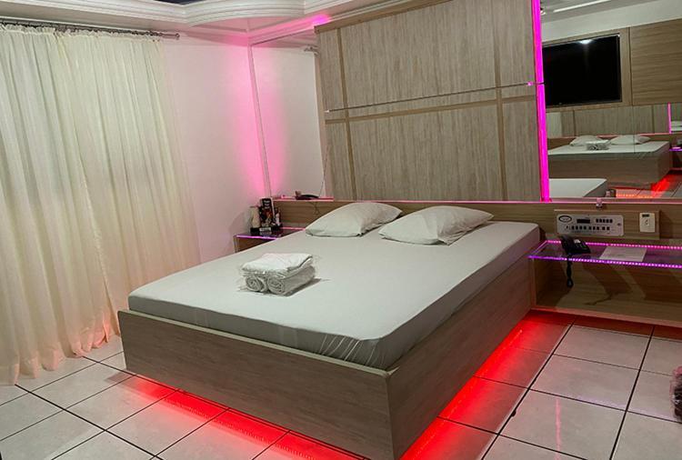 Motel 2000 Guarulhos Phòng bức ảnh