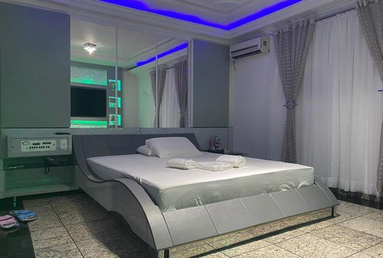 Motel 2000 Guarulhos Phòng bức ảnh