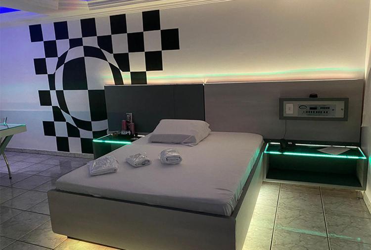 Motel 2000 Guarulhos Phòng bức ảnh